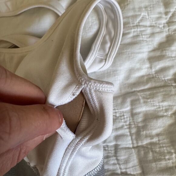 Under Armour White and Grey Sports Bra Size Small - Picture 9 of 9